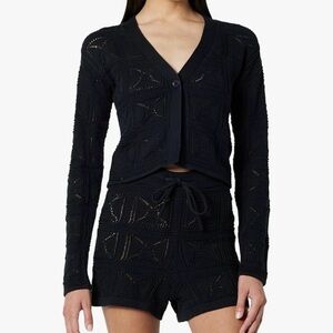 Black Women's Knit top